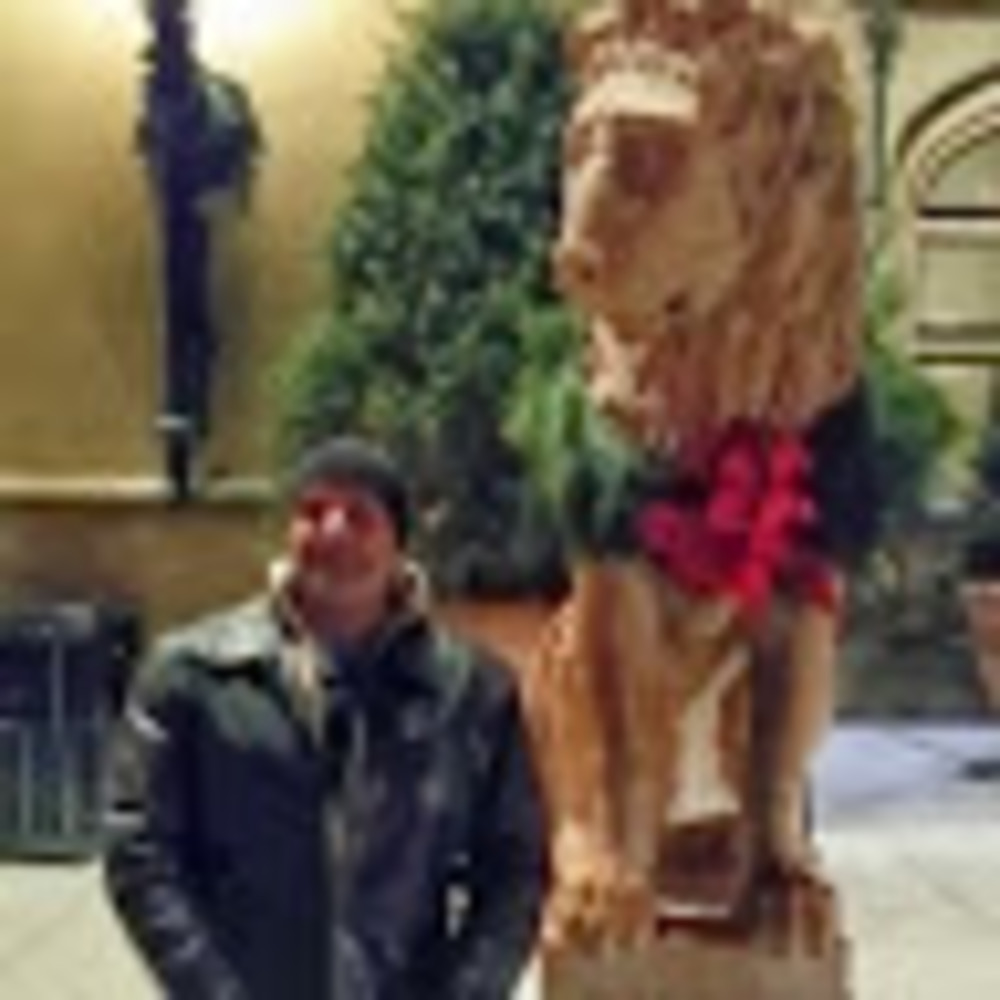 Meet your Posher, Christian